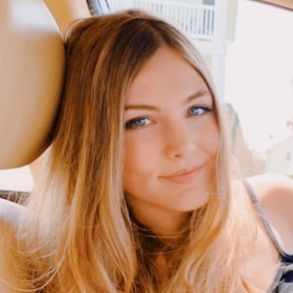 Meet your Posher, Maria